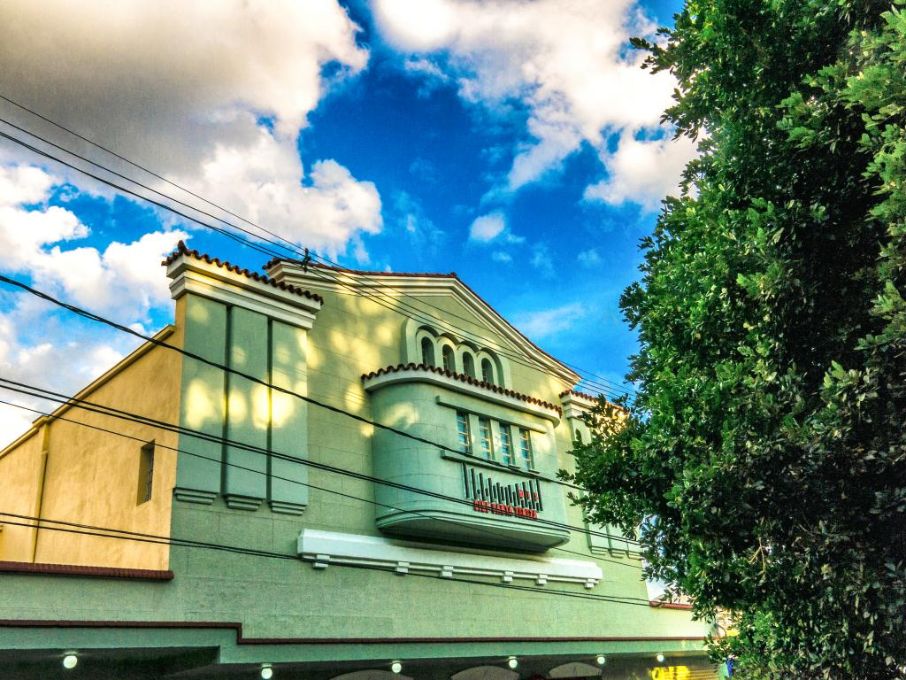 Lô Borges é homenageado em sessão especial no Cine Santa Tereza Lô Borges é homenageado em sessão especial no Cine Santa Tereza